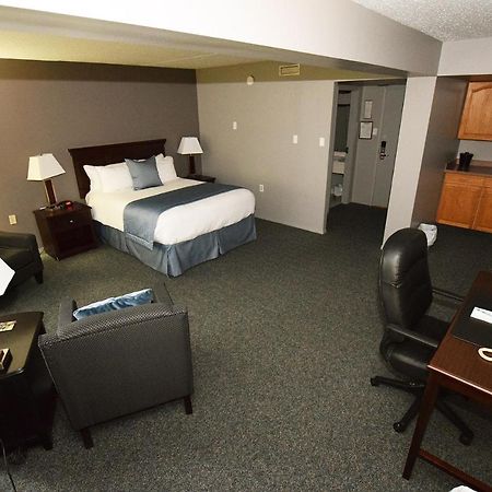 Lakeland Inn Hotel Cold Lake Luaran gambar