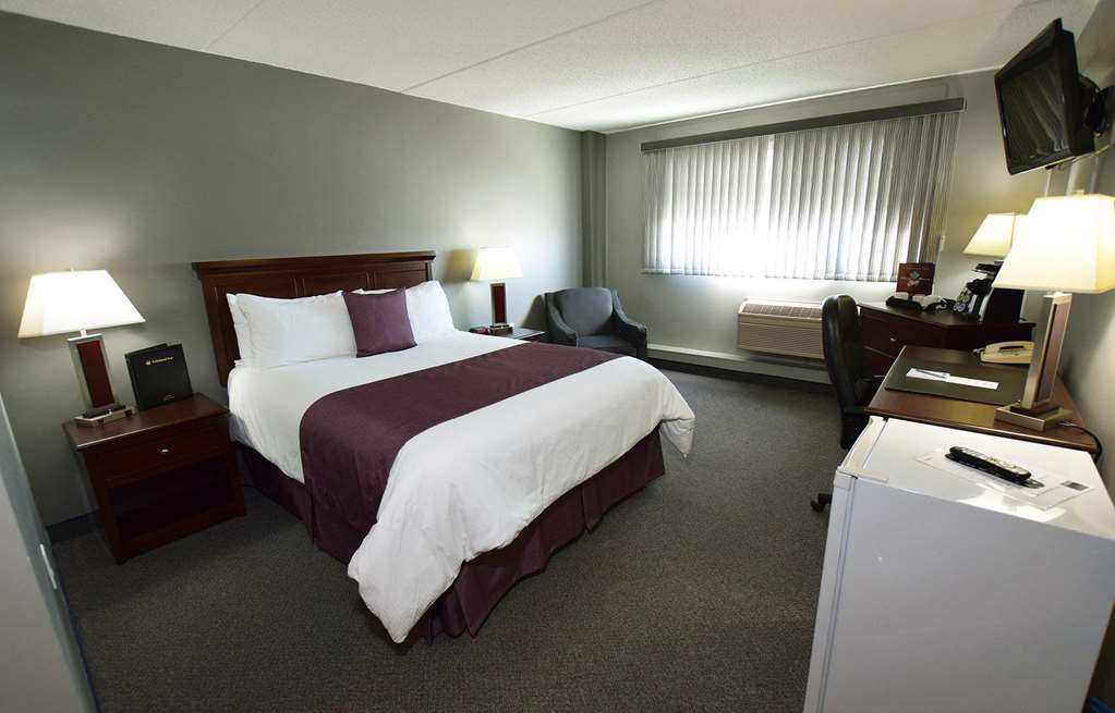 Lakeland Inn Hotel Cold Lake Bilik gambar