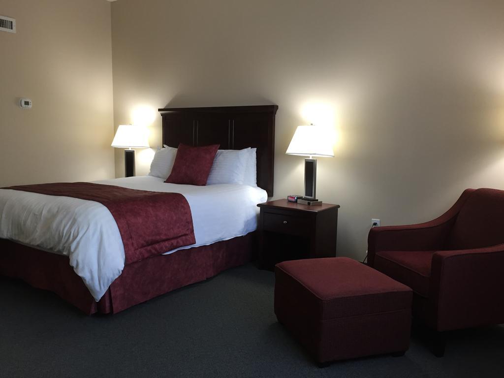 Lakeland Inn Hotel Cold Lake Luaran gambar