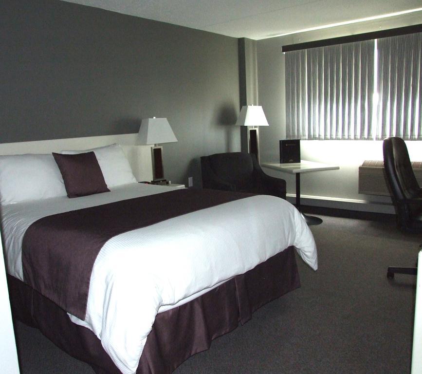 Lakeland Inn Hotel Cold Lake Luaran gambar