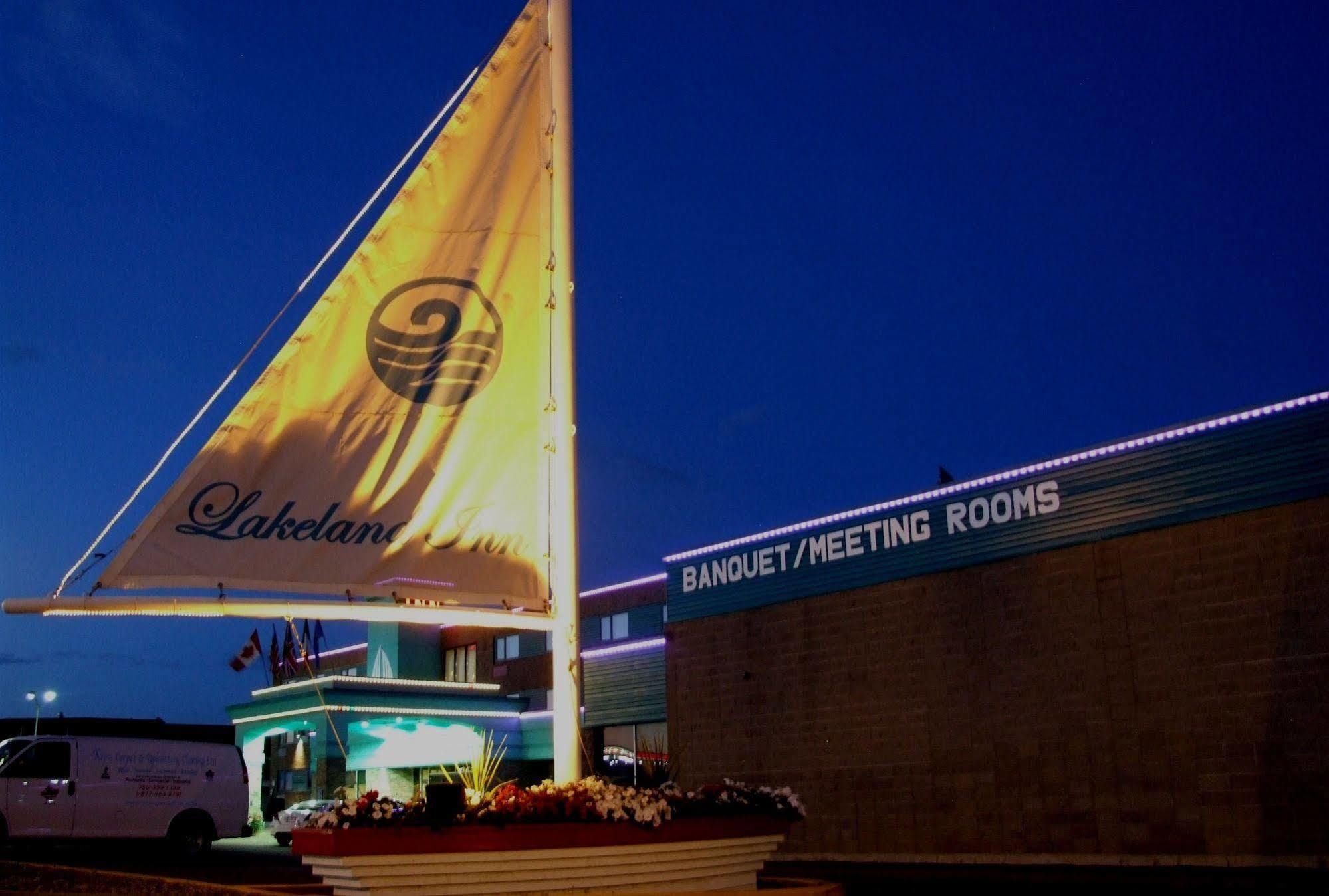 Lakeland Inn Hotel Cold Lake Luaran gambar